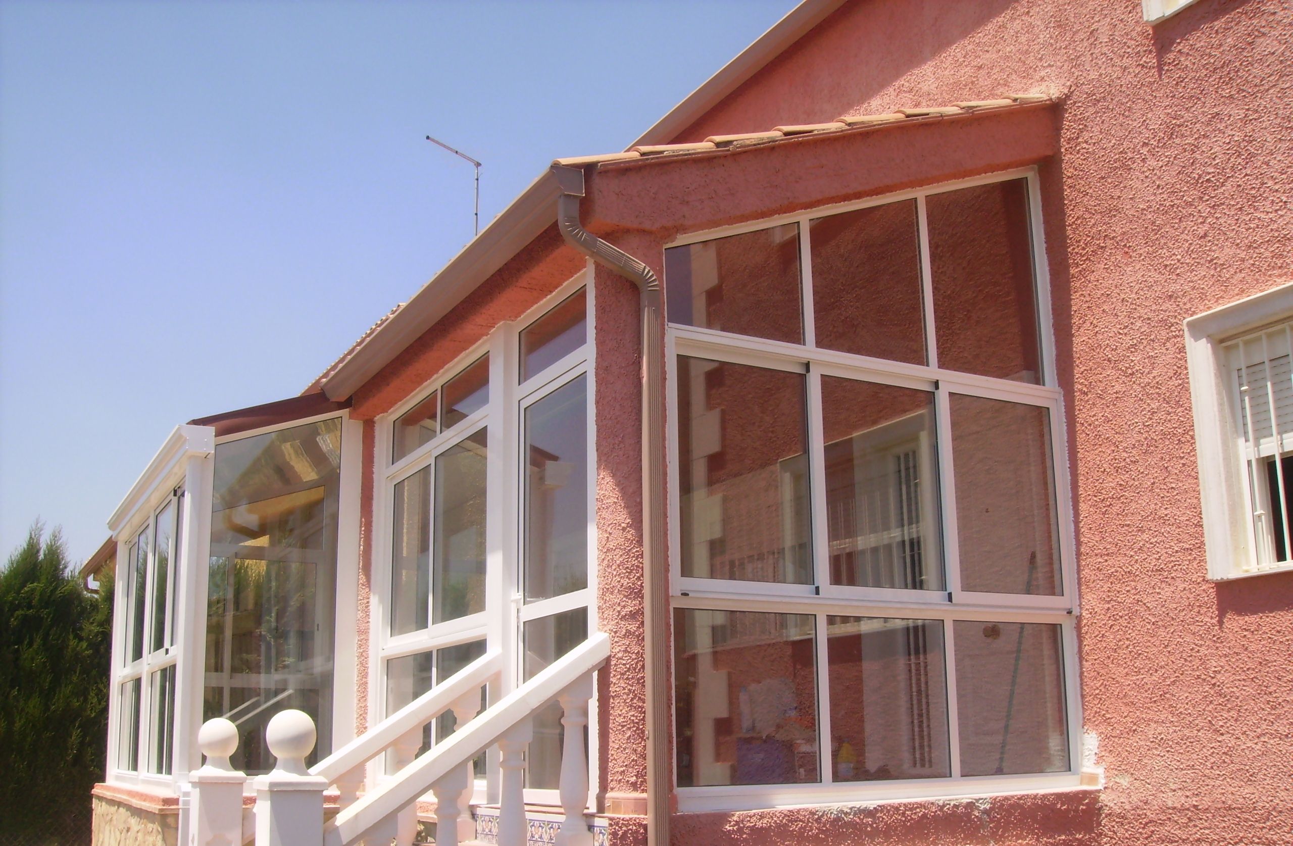Carpintería de aluminio, metálica y PVC: Servicios de Carpintería Alublay Carpintería de aluminio, metálica y PVC: Servicios de Carpintería Alublay