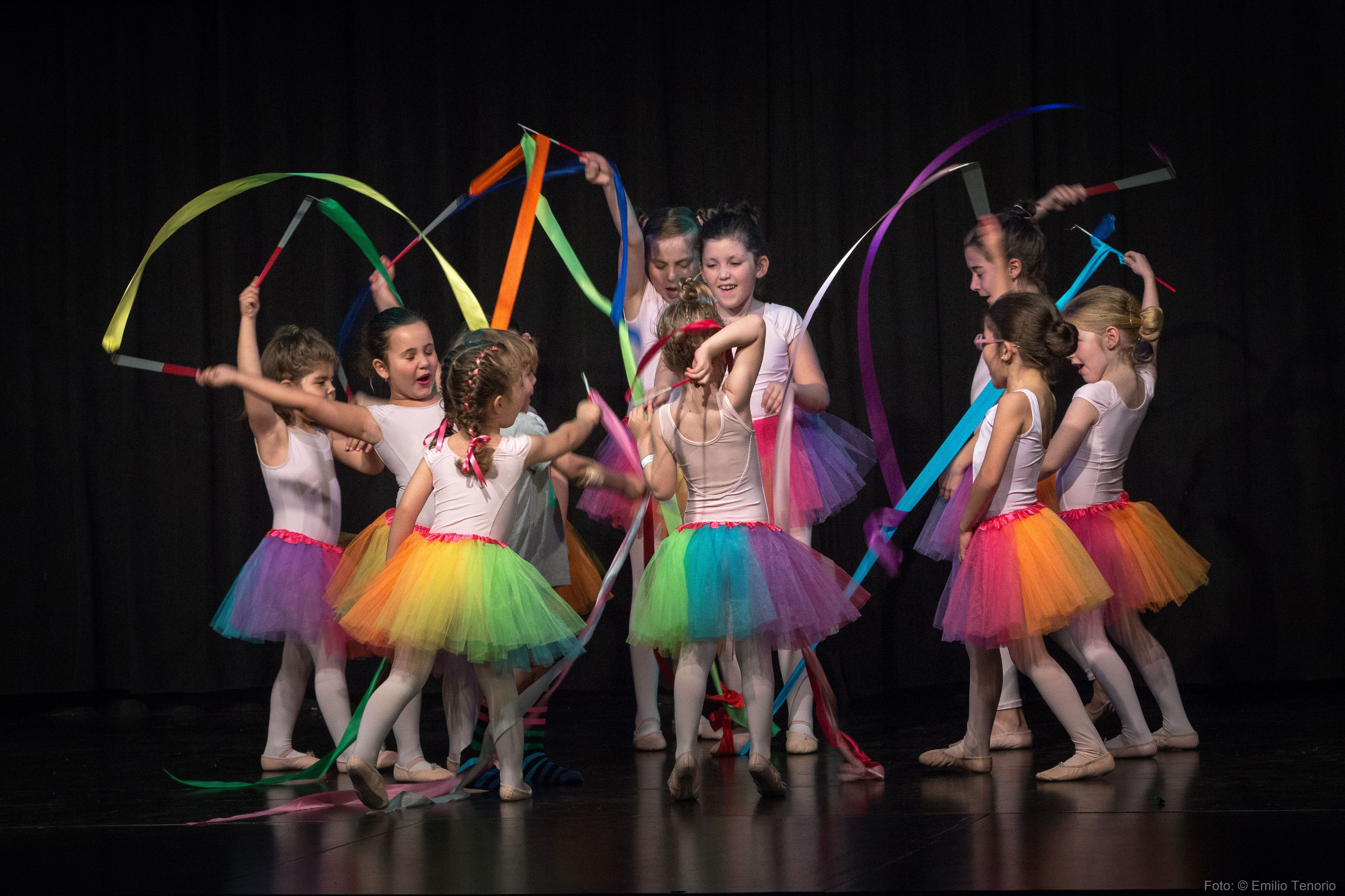Ballet y moderno infantil Ballet y moderno infantil