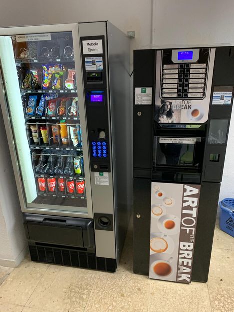 Instalación de máquinas vending de café y refrescos en Almería
