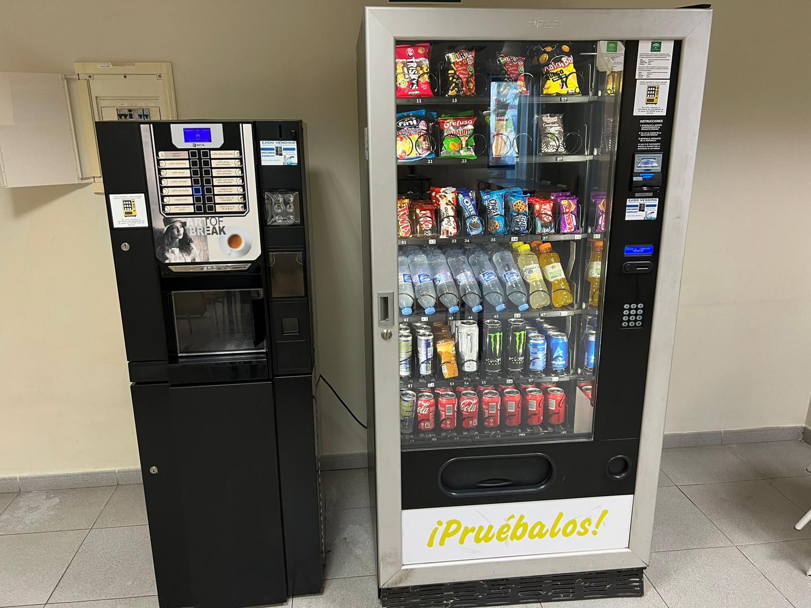 Empresa de máquinas vending de café, snack, refrescos y agua en Almería