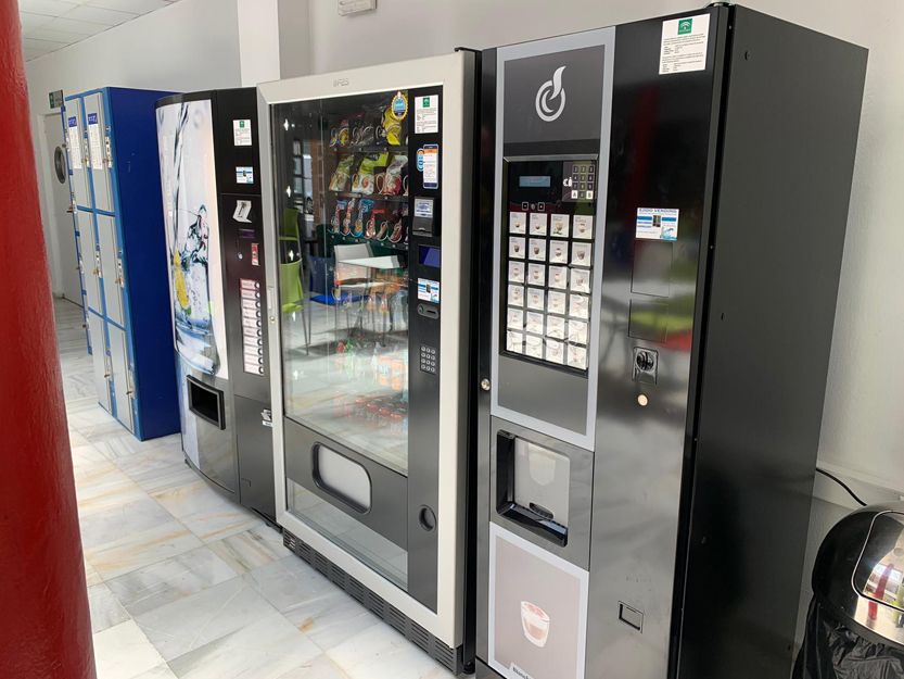 Máquinas vending de café, snack, refrescos y agua en Almería