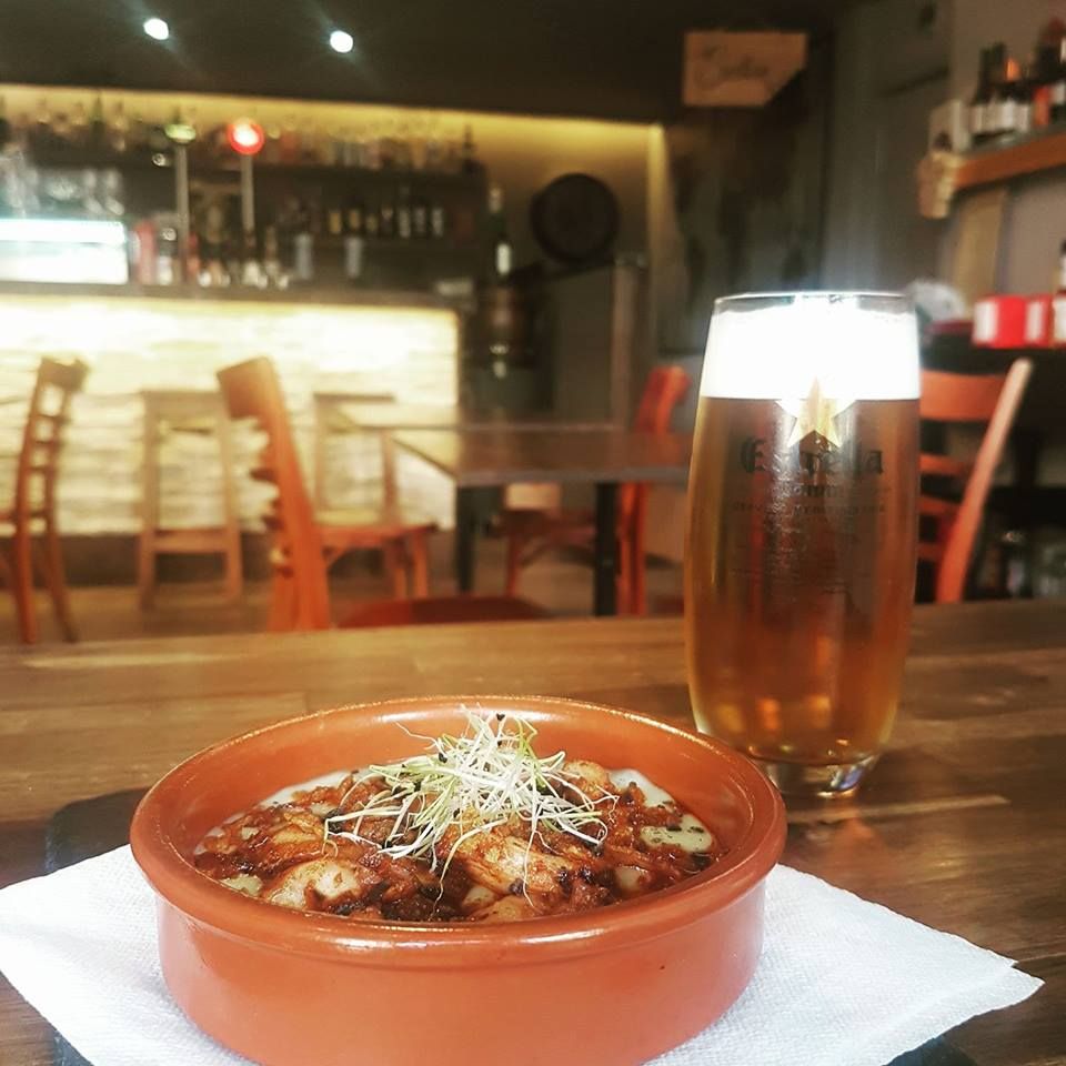 Nuestro Vermut: Servicios de El Sotanillo Nuestro Vermut: Servicios de El Sotanillo