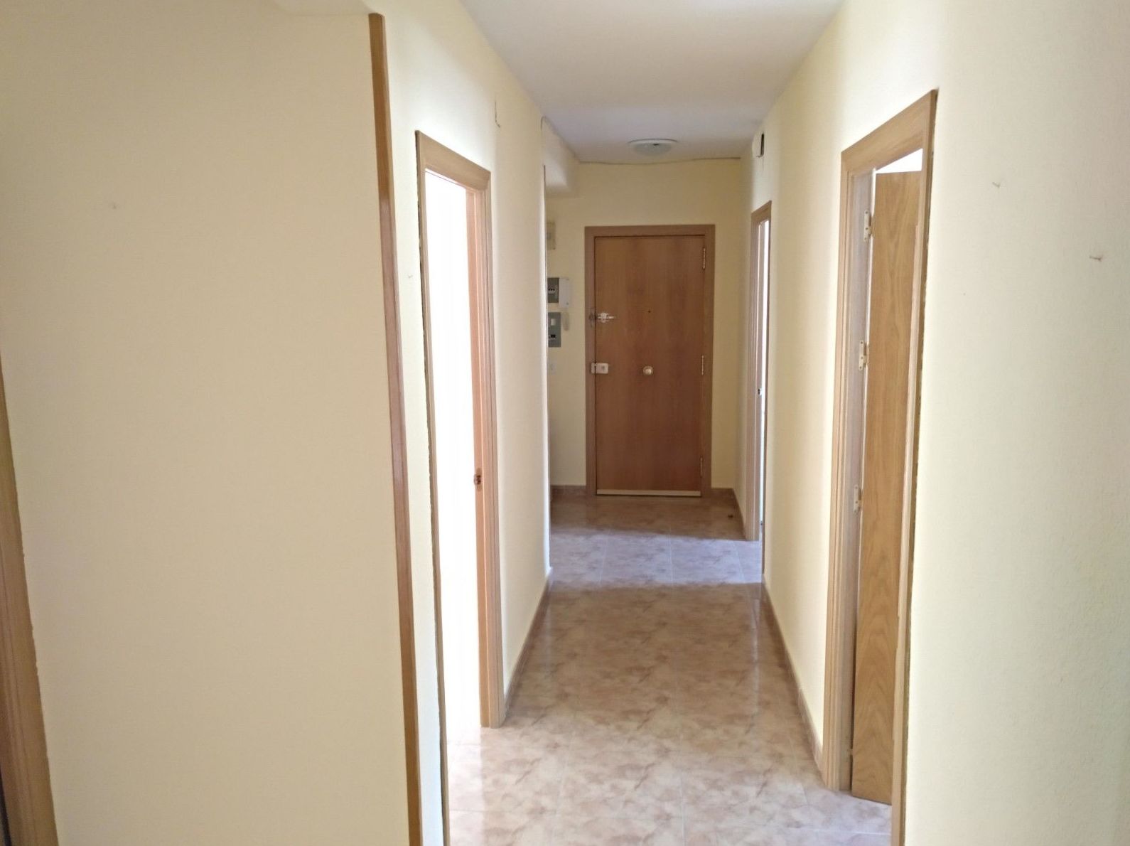 Venta de piso en Yuncler: Inmuebles de Inmobiliaria La Montañesa Venta de piso en Yuncler: Inmuebles de Inmobiliaria La Montañesa