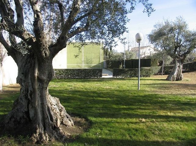 Chalet con piscina y frontón en Toledo: Inmuebles de Inmobiliaria La Montañesa Chalet con piscina y frontón en Toledo: Inmuebles de Inmobiliaria La Montañesa