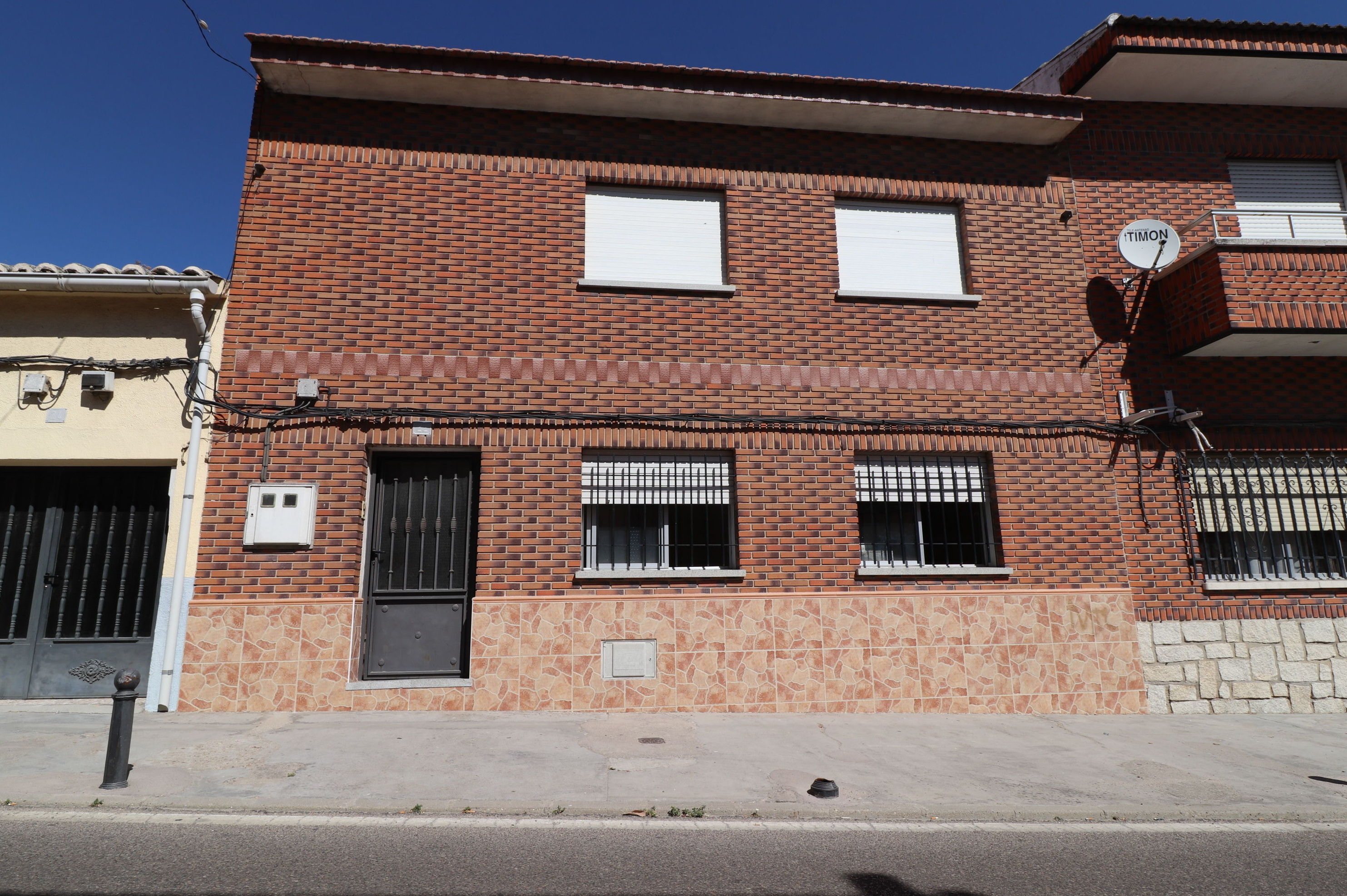Venta de piso en Noves, Toledo: Inmuebles de Inmobiliaria La Montañesa Venta de piso en Noves, Toledo: Inmuebles de Inmobiliaria La Montañesa