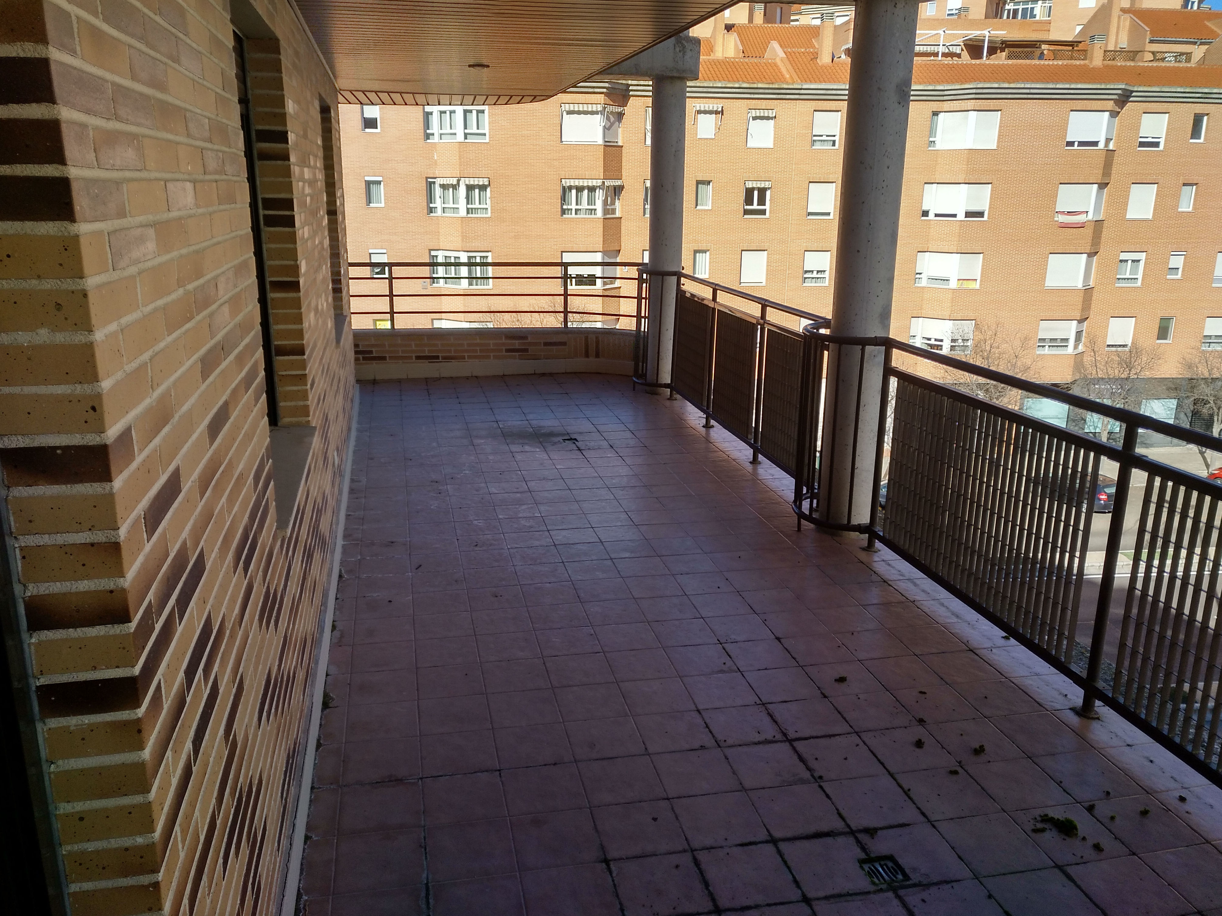 PISO EN TOLEDO, CALLE IRLANDA 275.000€: Inmuebles de Inmobiliaria La Montañesa PISO EN TOLEDO, CALLE IRLANDA 275.000€: Inmuebles de Inmobiliaria La Montañesa