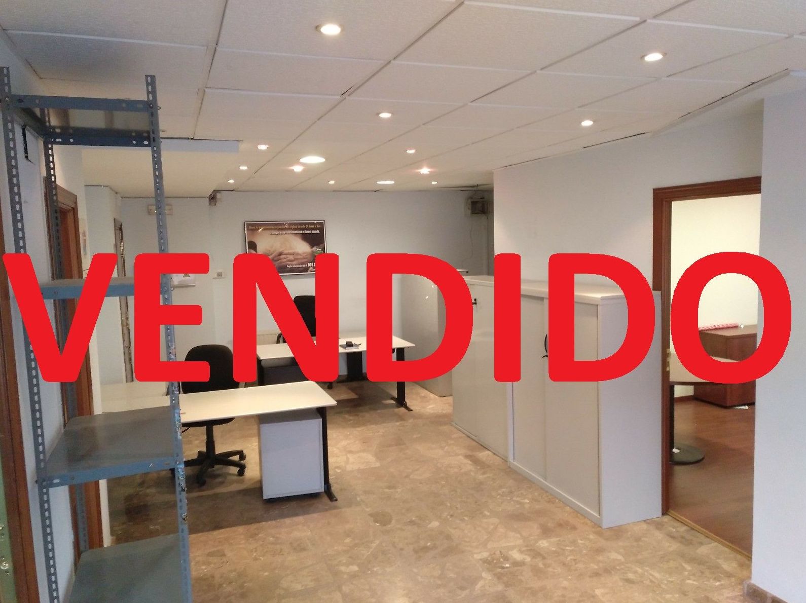 Venta local comercial Plaza de los Vecinos: Inmuebles de Inmobiliaria La Montañesa Venta local comercial Plaza de los Vecinos: Inmuebles de Inmobiliaria La Montañesa