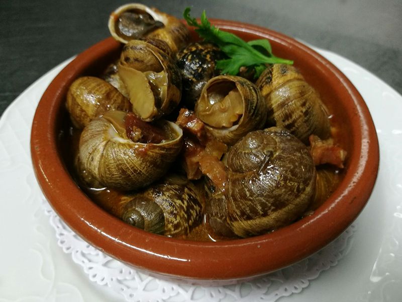 Especialidades: Carta de Restaurante Arànega Especialidades: Carta de Restaurante Arànega