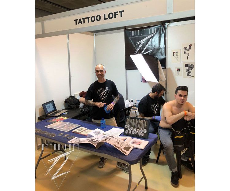 Tattoo Loft cuenta con tres tatuadores, cada uno especializado en un estilo diferente