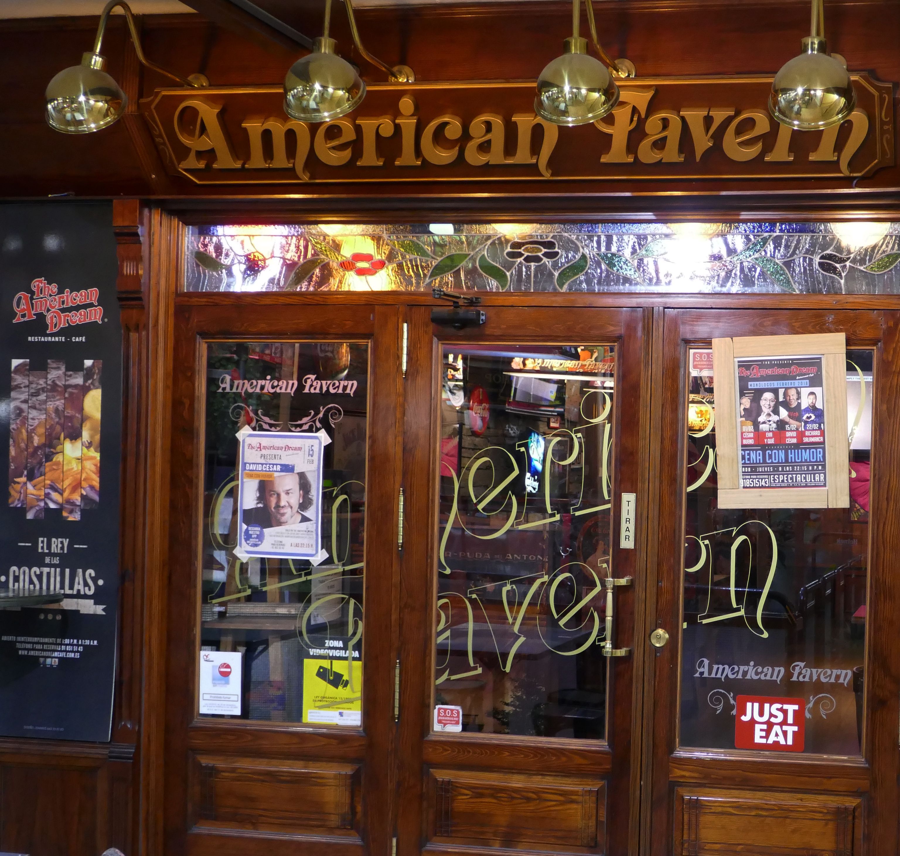 American Tavern: Tiendas de Zoco Villalba American Tavern: Tiendas de Zoco Villalba