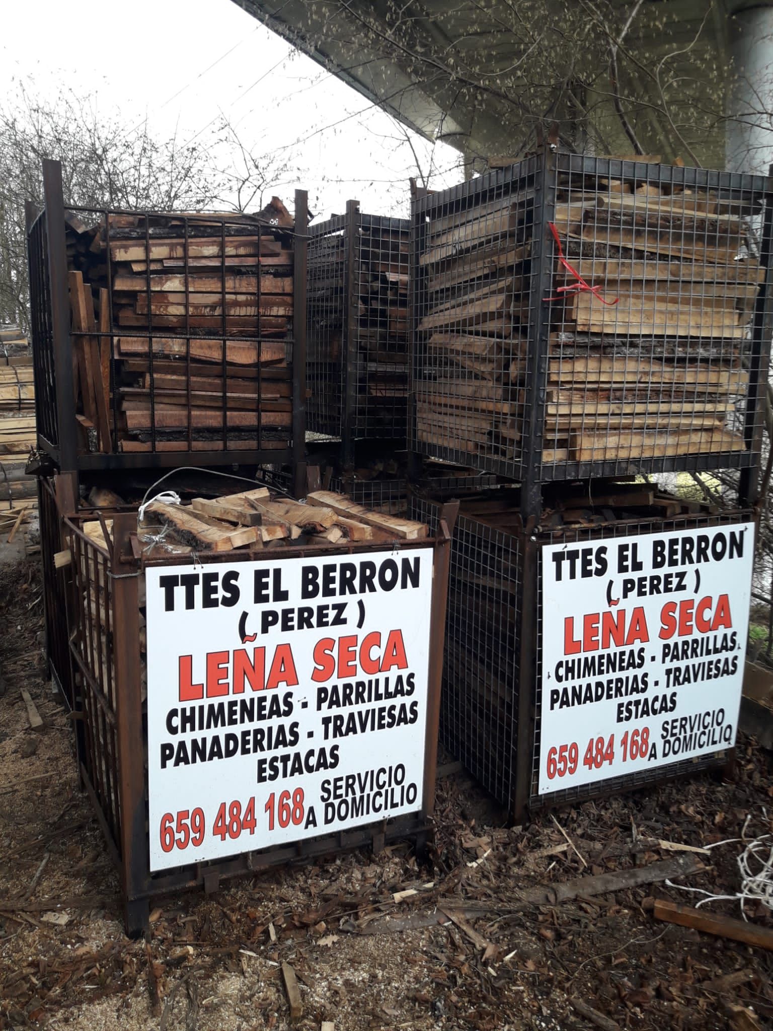 Leña seca y astillas a domicilio: Servicios de Transportes y maderas El Berrón Leña seca y astillas a domicilio: Servicios de Transportes y maderas El Berrón