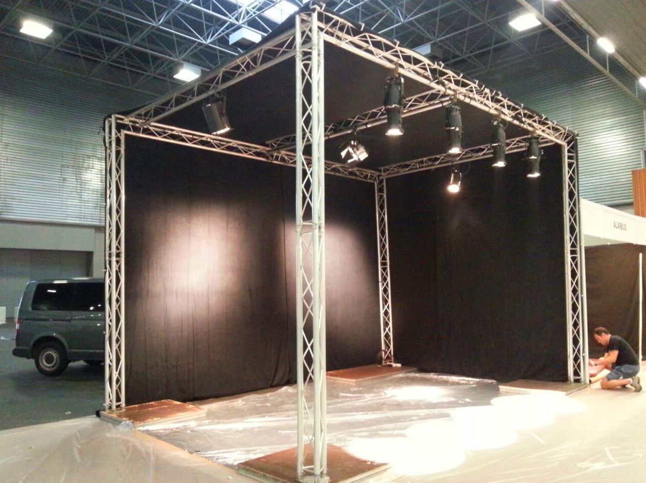 Stand trusses e iluminación Stand trusses e iluminación