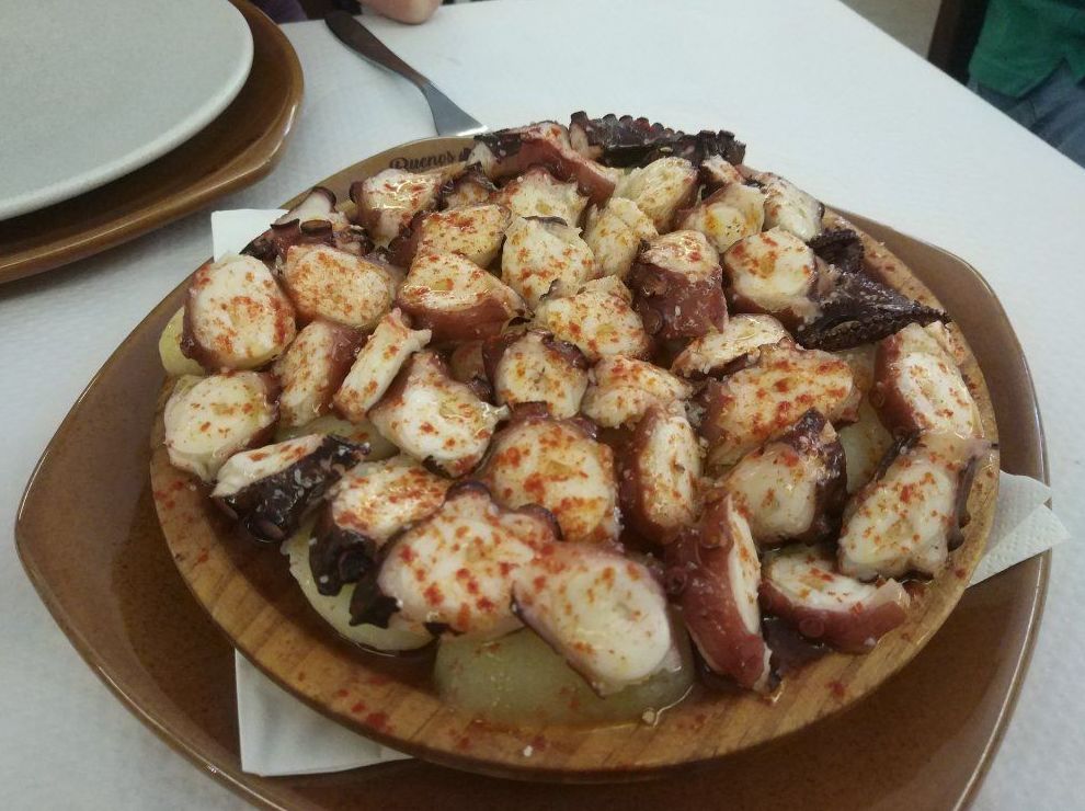Entrantes - Pulpo a feira - Parrillada Buenos Aires A Coruña Entrantes - Pulpo a feira - Parrillada Buenos Aires A Coruña