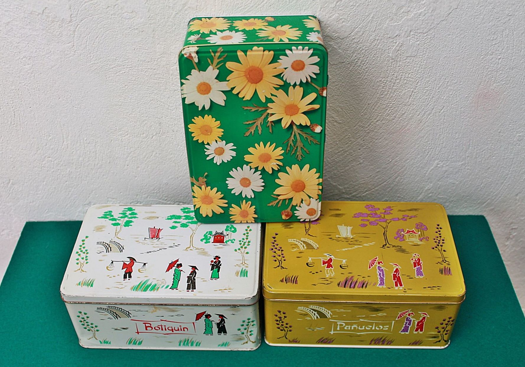 Latas de “Cola-Cao” : Artículos de Ruzafa Vintage Latas de “Cola-Cao” : Artículos de Ruzafa Vintage