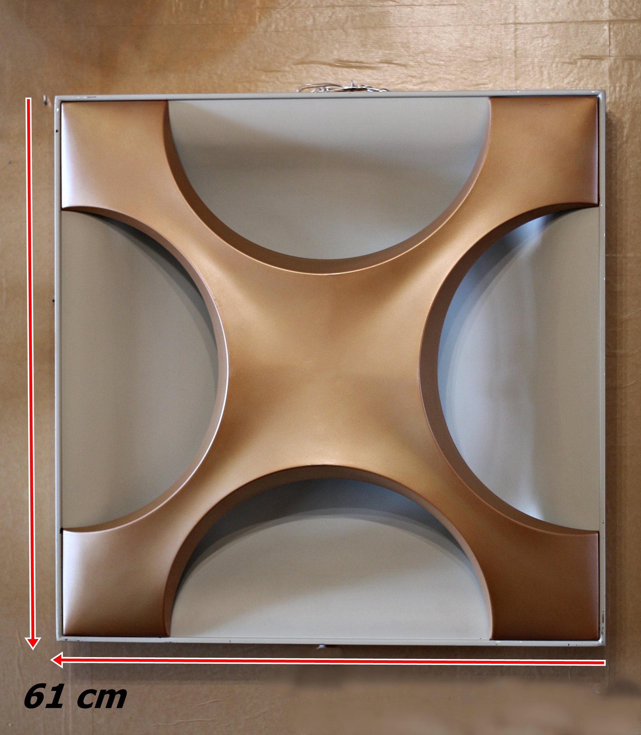 LAM407-3.JPG LAM407-3.JPG