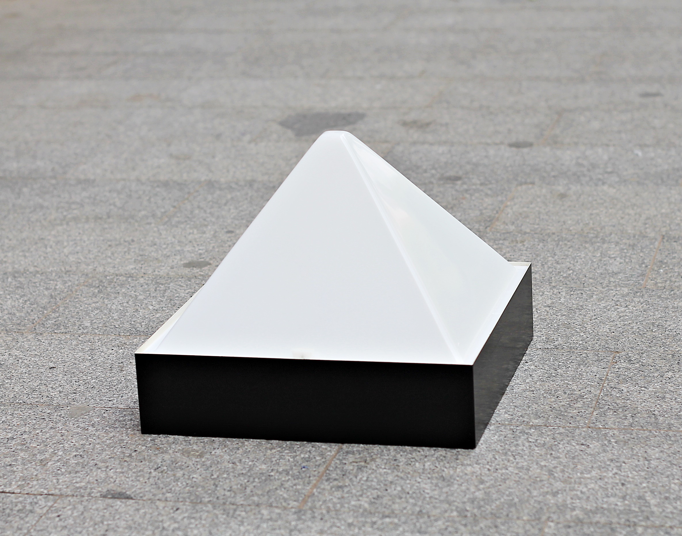 LAM415-3.JPG LAM415-3.JPG