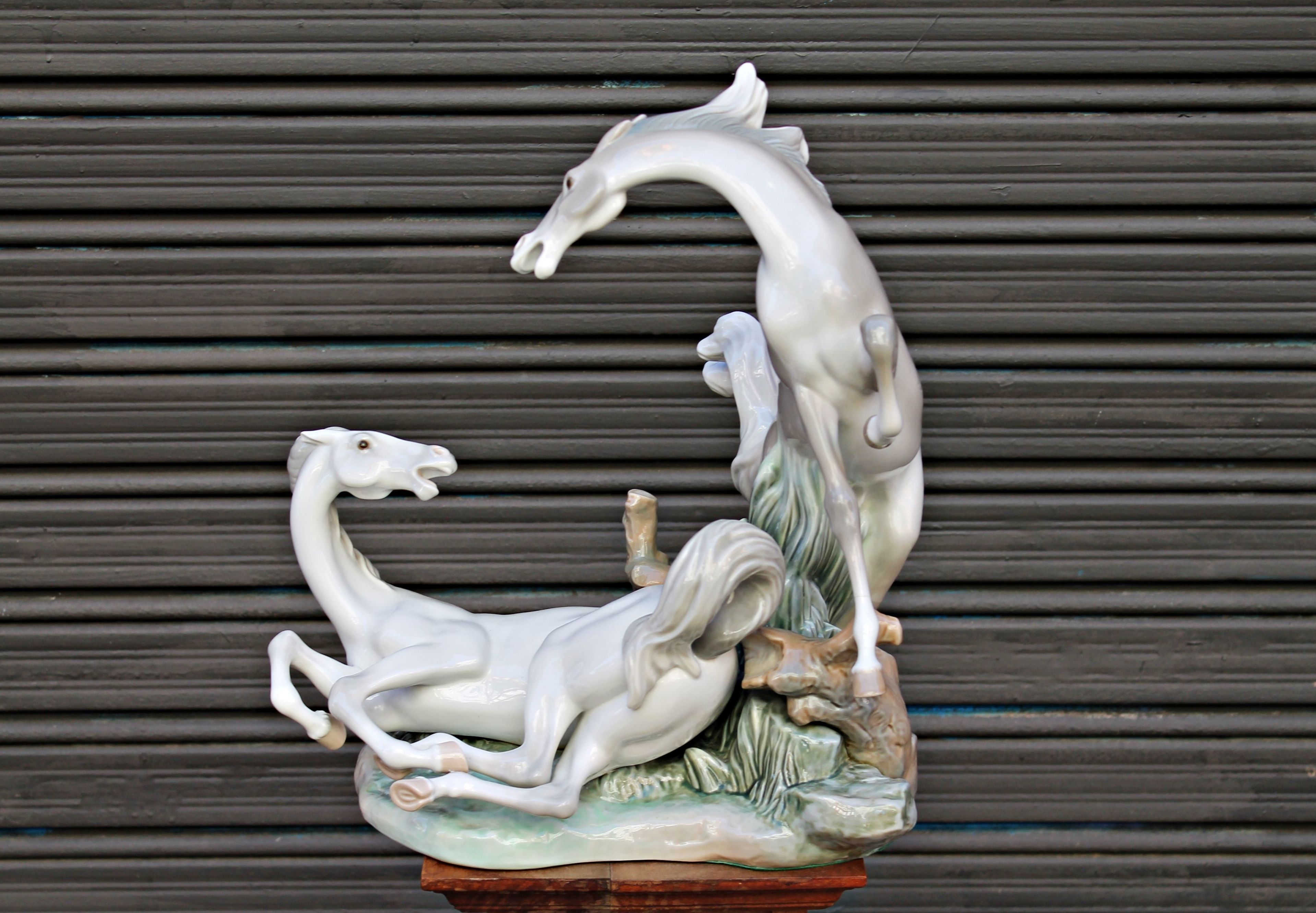 Escultura caballos de LLADRÓ 1976: Artículos de Ruzafa Vintage Escultura caballos de LLADRÓ 1976: Artículos de Ruzafa Vintage