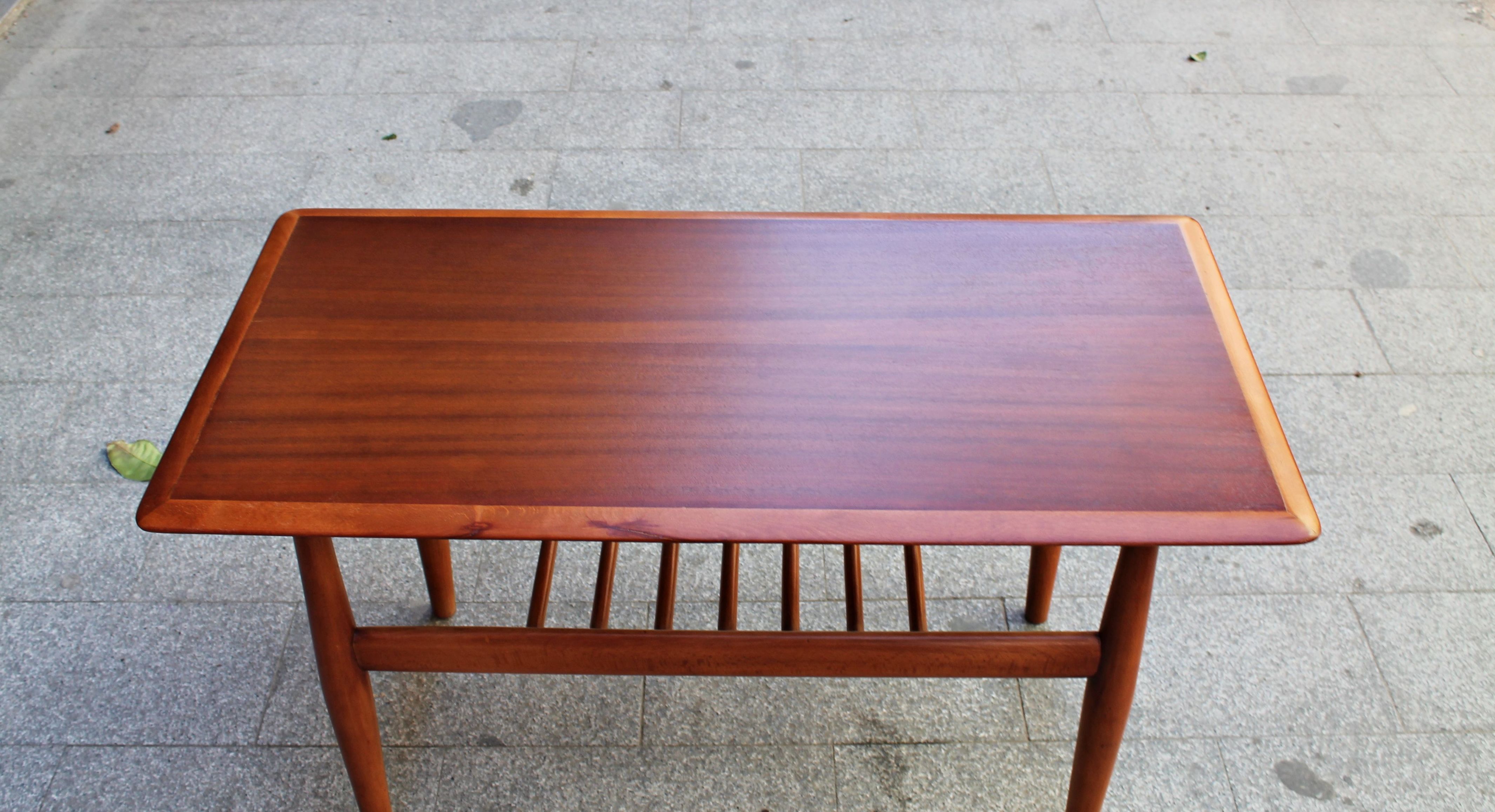 Mesa de centro restaurada años 60: Artículos de Ruzafa Vintage Mesa de centro restaurada años 60: Artículos de Ruzafa Vintage