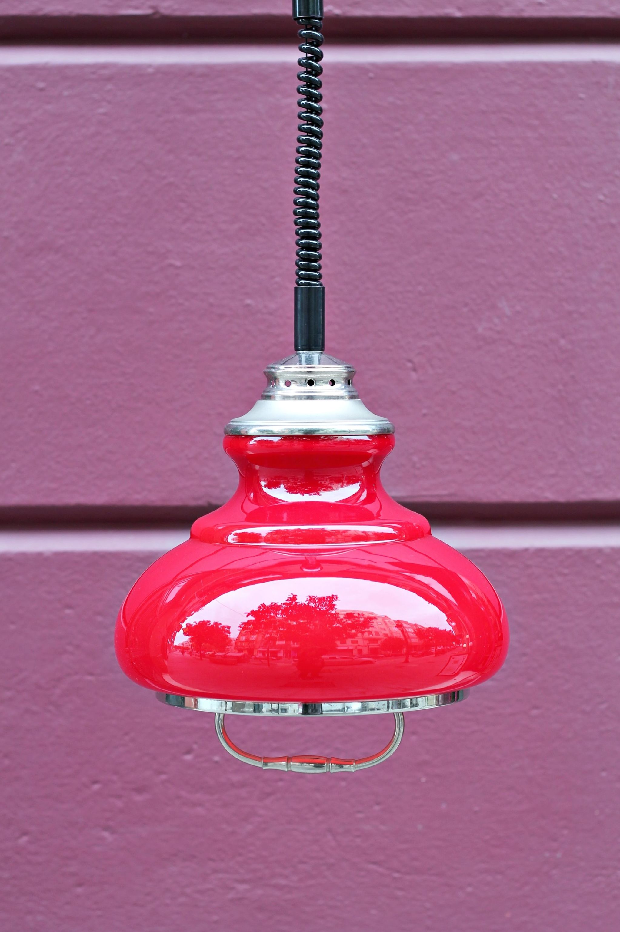 Lámpara opalina roja vintage REF: LAM380: de Ruzafa Vintage Lámpara opalina roja vintage REF: LAM380: de Ruzafa Vintage