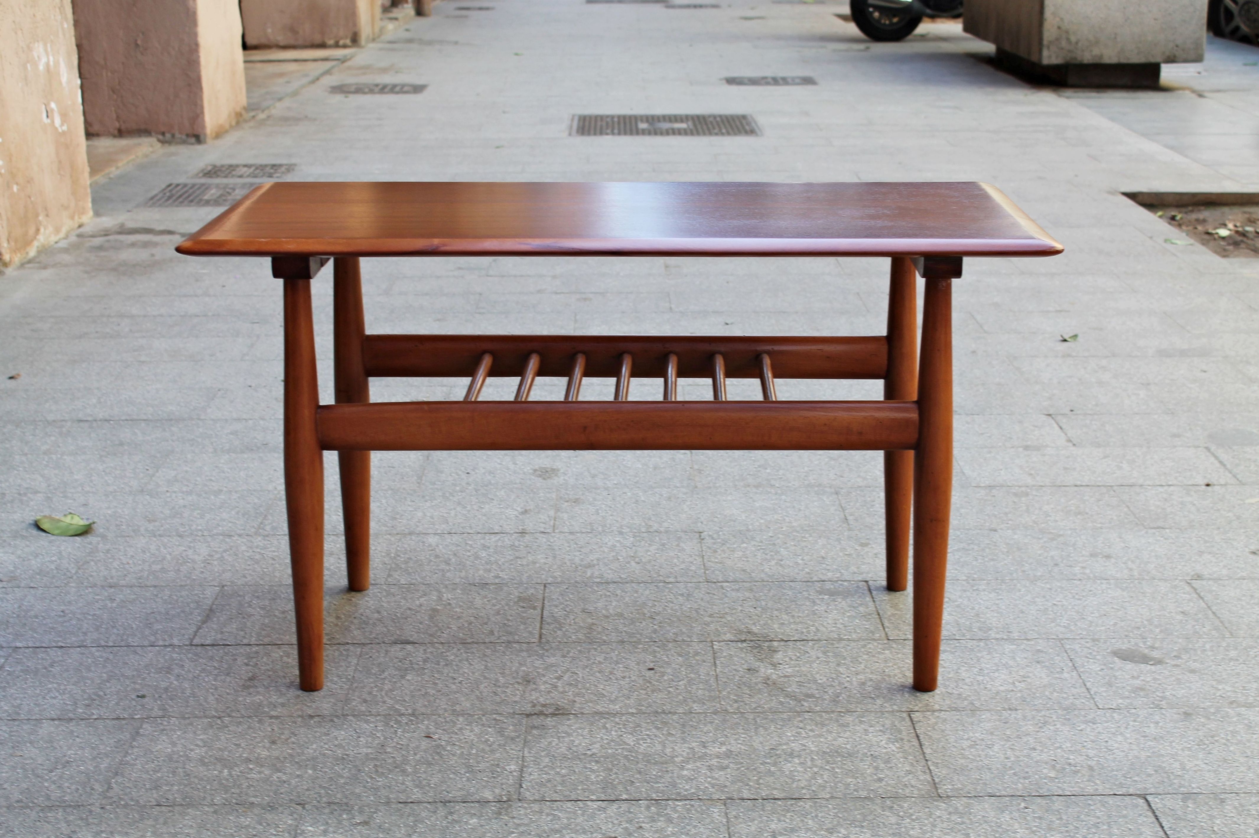 Mesa de centro restaurada años 60: Artículos de Ruzafa Vintage Mesa de centro restaurada años 60: Artículos de Ruzafa Vintage
