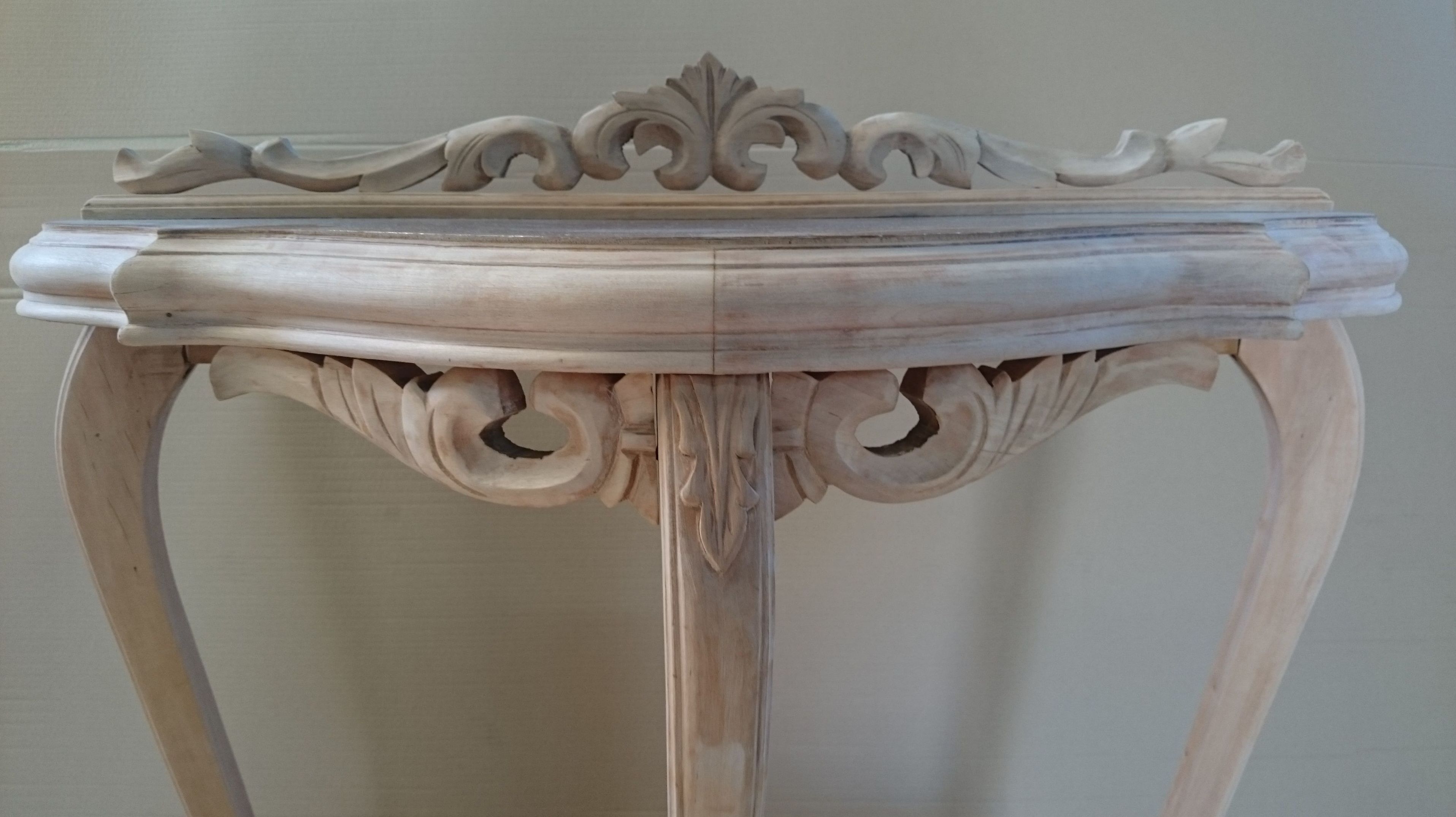 Restauración de muebles antiguos: Artesanos de la Madera de Carpintería Tosan Restauración de muebles antiguos: Artesanos de la Madera de Carpintería Tosan