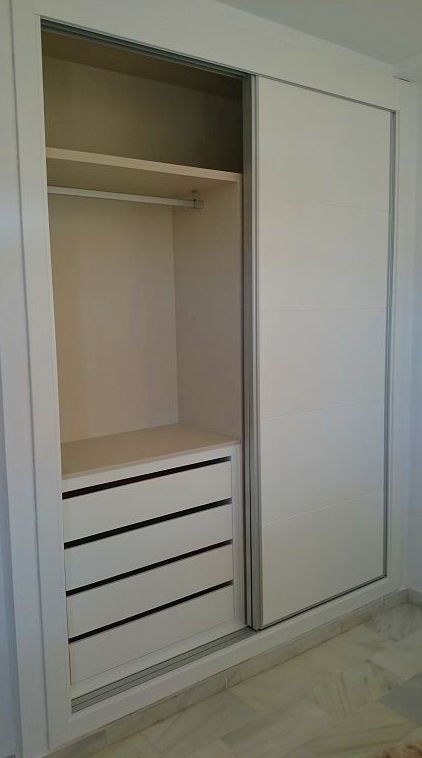 Interior con módulos. Interior con módulos.
