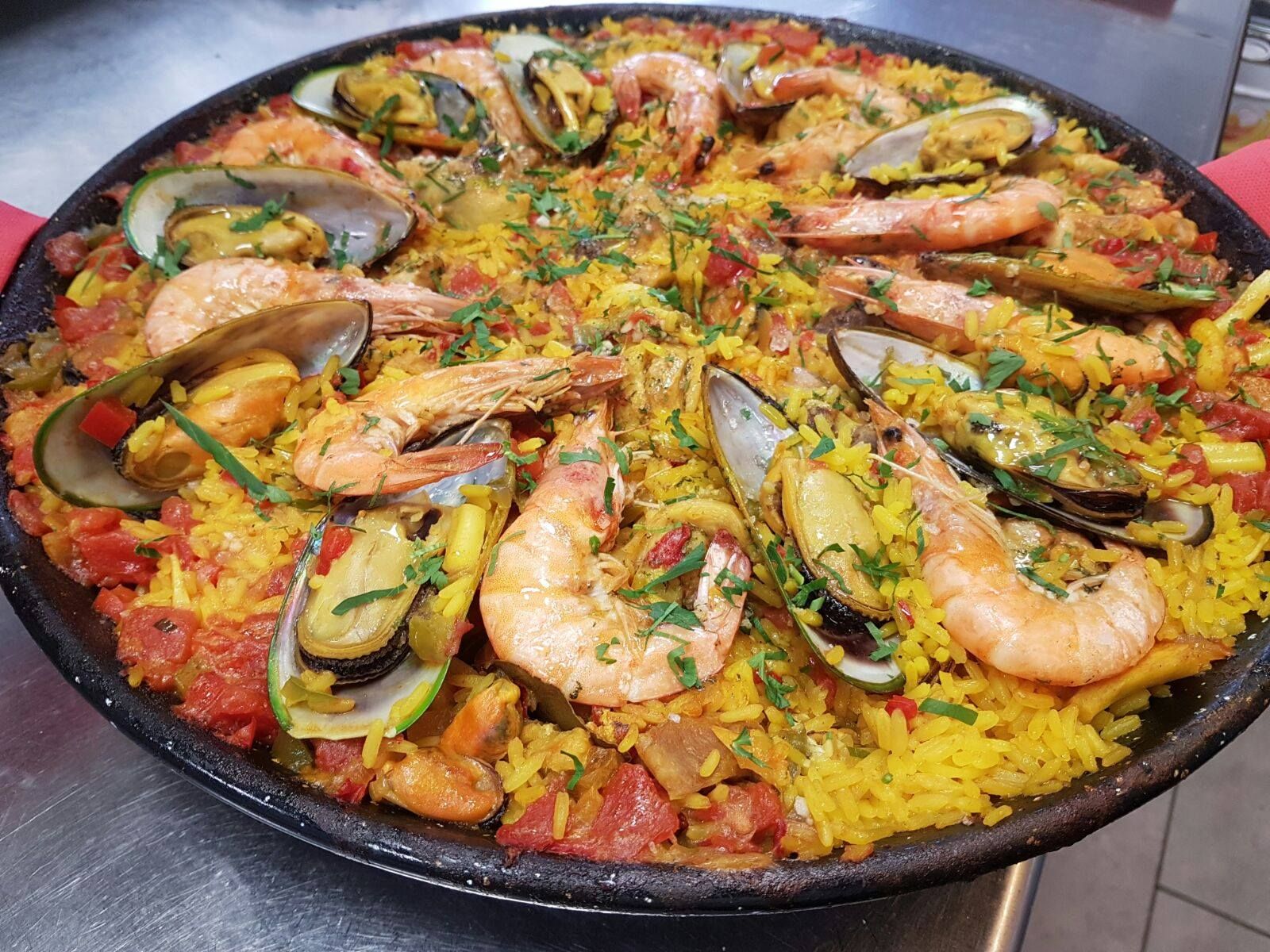 Pasta and paella: Our dishes de La Flamenca Restaurante Pasta and paella: Our dishes de La Flamenca Restaurante