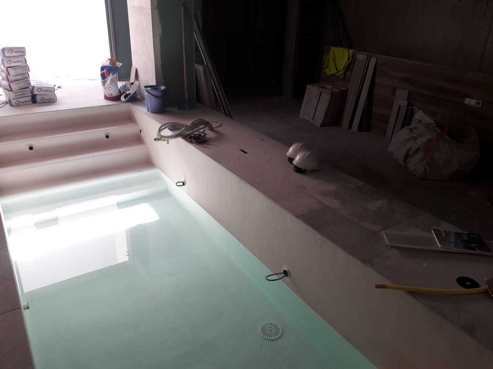 Instalación eléctrica piscina hotel Mislata, Herman Servicios