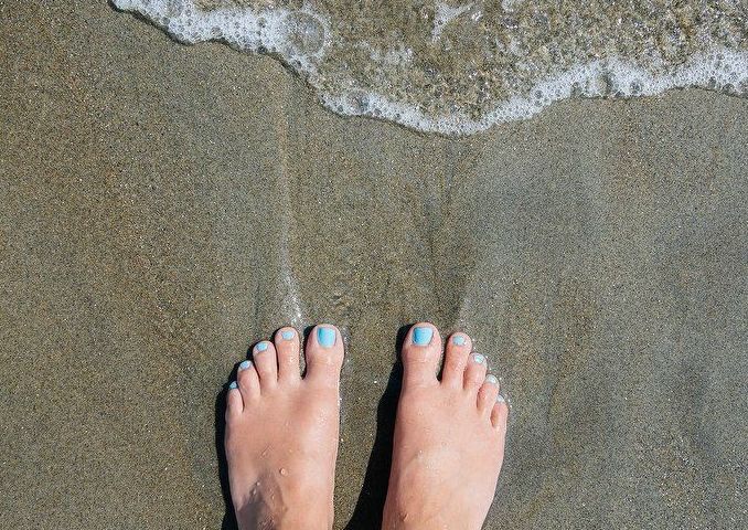 Pedicura Azucar en la Playa: Servicios de Divinity Body Nails Pedicura Azucar en la Playa: Servicios de Divinity Body Nails