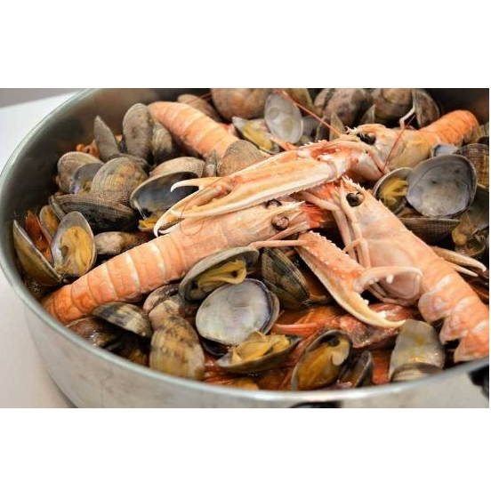 Caldereta de pescado y marisco, la receta de mi abuela: Servicios de Pescados Cano Caldereta de pescado y marisco, la receta de mi abuela: Servicios de Pescados Cano