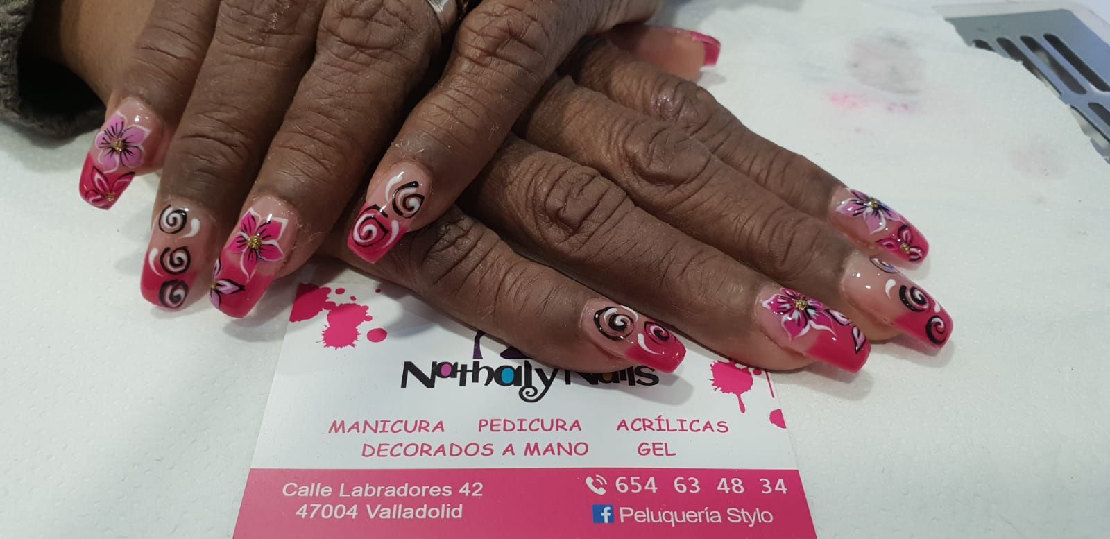 Decoradas: Servicios de Nathaly Nails Decoradas: Servicios de Nathaly Nails