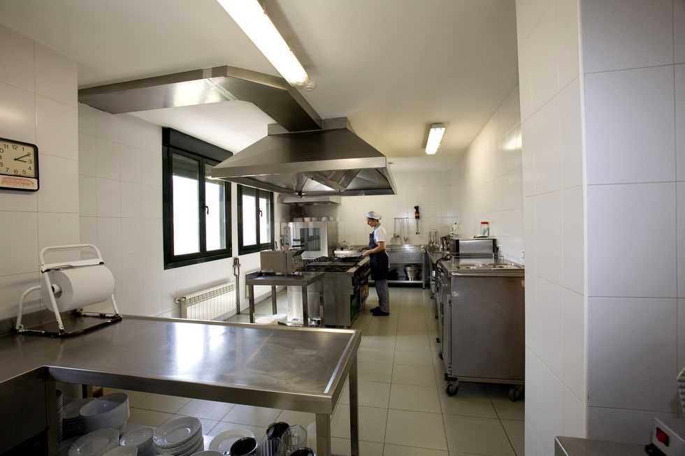 Servicio de comedor: SERVICIOS de Vital Centro Tercera Edad Servicio de comedor: SERVICIOS de Vital Centro Tercera Edad