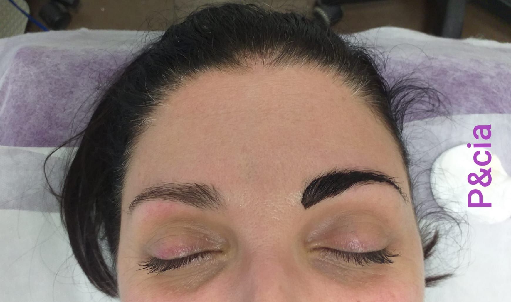 Diseño de cejas: Nuestros servicios de Patri&cia, Belleza y uñas Diseño de cejas: Nuestros servicios de Patri&cia, Belleza y uñas