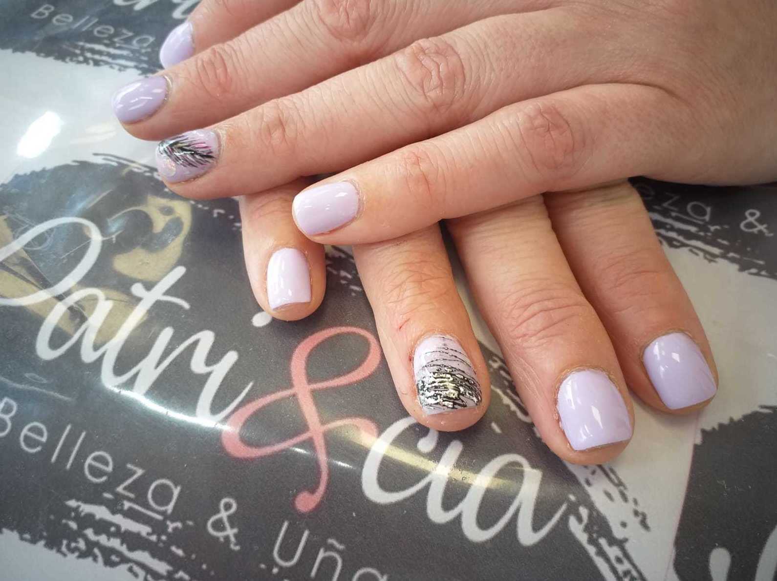 Uñas permanentemente en Parti&cía. Gijón Uñas permanentemente en Parti&cía. Gijón