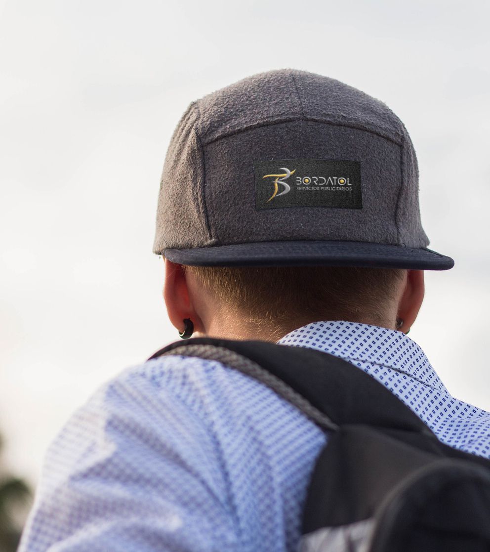 Gorras bordadas: Servicios de Bordatol Gorras bordadas: Servicios de Bordatol