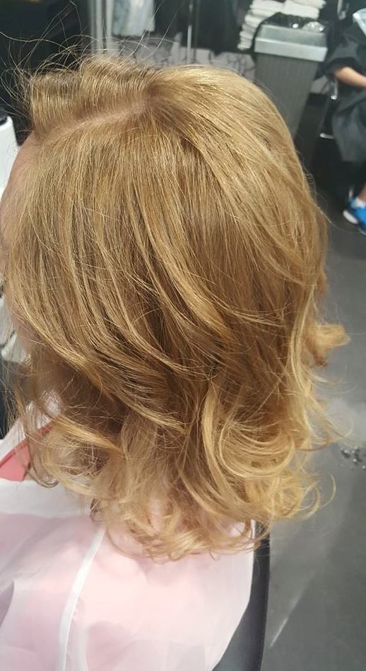 Mechas balayage: Catálogo de Rocío Rivera Estudio Mechas balayage: Catálogo de Rocío Rivera Estudio