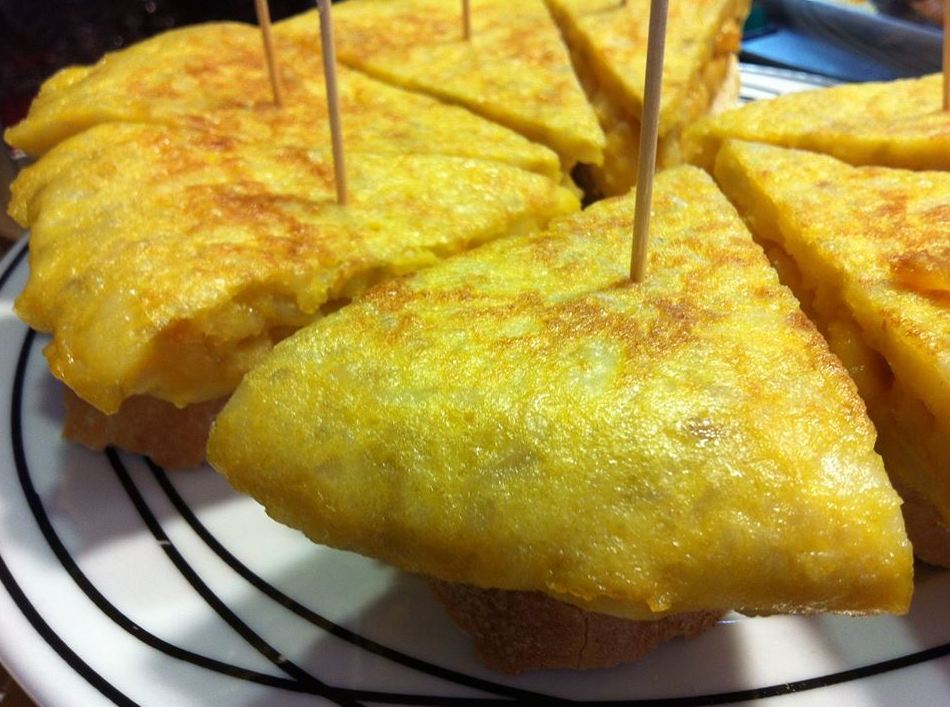 Tapas variadas: Platos de Ttun -Ttun Tapas variadas: Platos de Ttun -Ttun