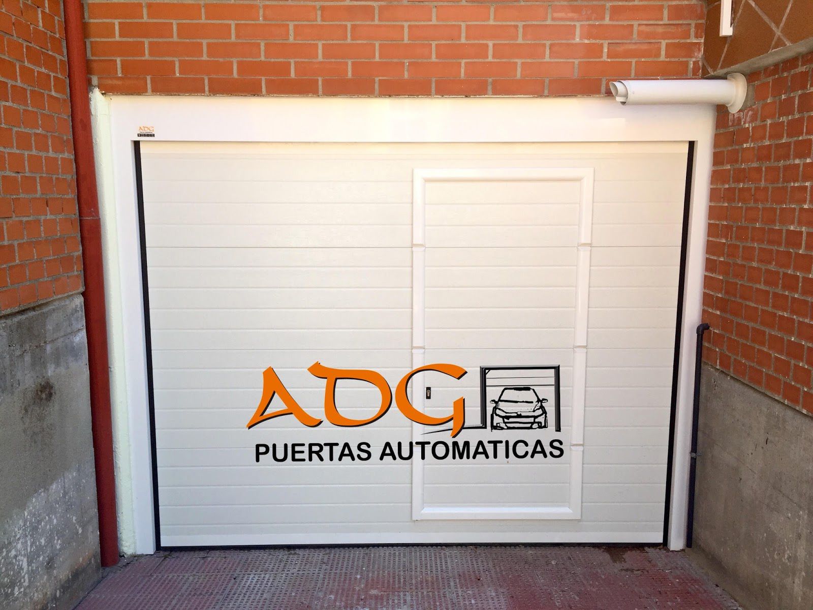 Foto 2 de Automatización en Collado Villalba | ADG Puertas Automáticas