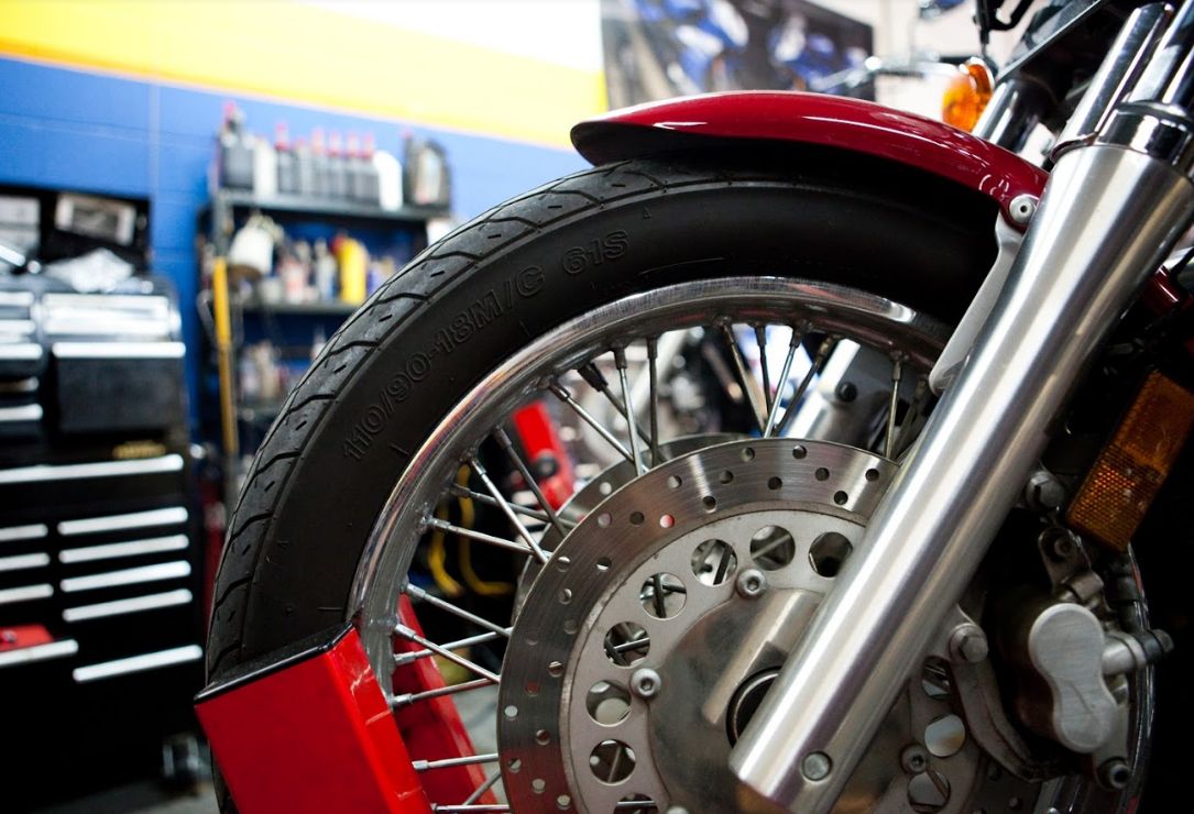 Taller de motos: Servicios de Devils Garage Toni Urbano Taller de motos: Servicios de Devils Garage Toni Urbano
