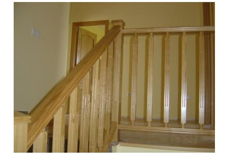 Escaleras: Servicios de Carpintería Kayde Escaleras: Servicios de Carpintería Kayde