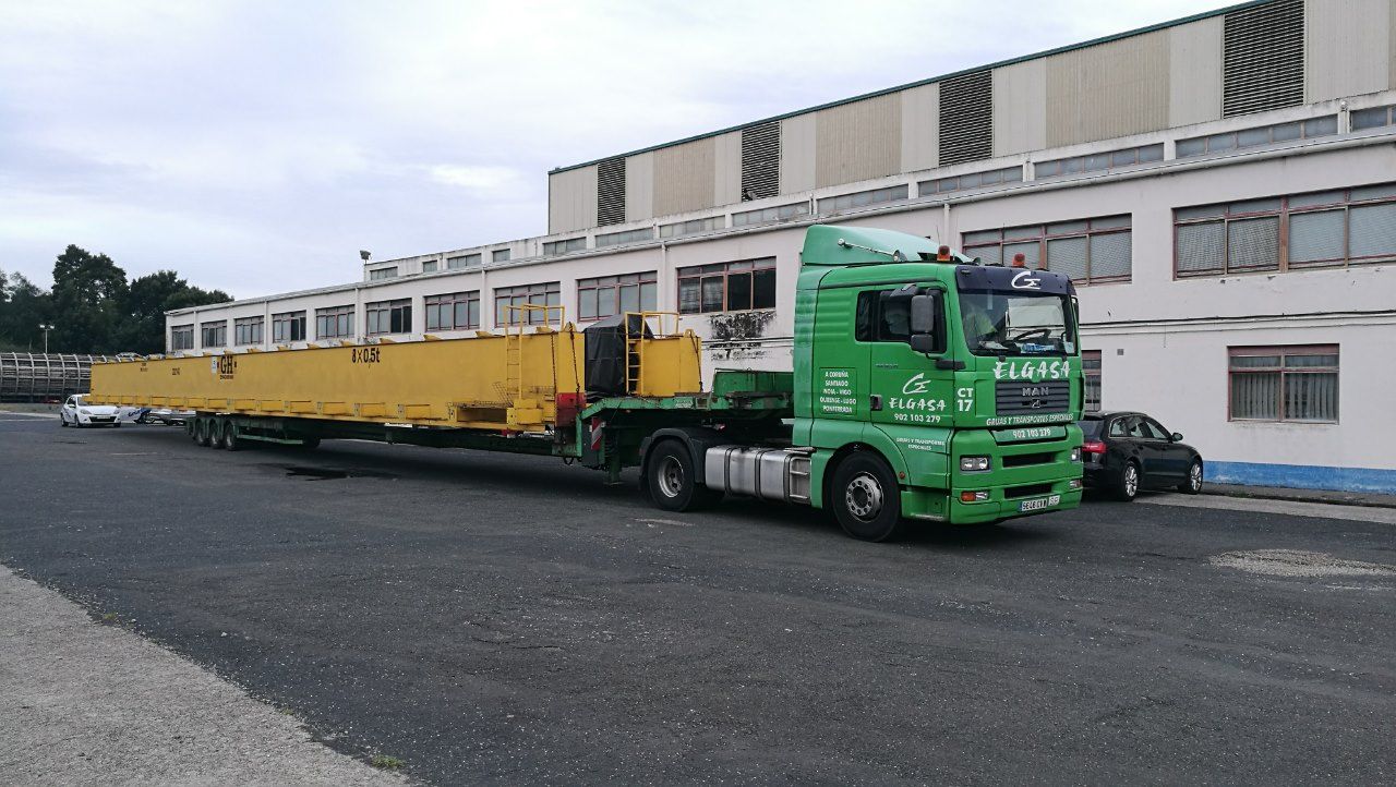 Transportes: Parque móvil de Grúas Elgasa Transportes: Parque móvil de Grúas Elgasa
