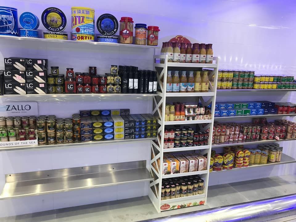 Conservas y congelados: Pescadería de NAGORETXEA GERNIKA Conservas y congelados: Pescadería de NAGORETXEA GERNIKA
