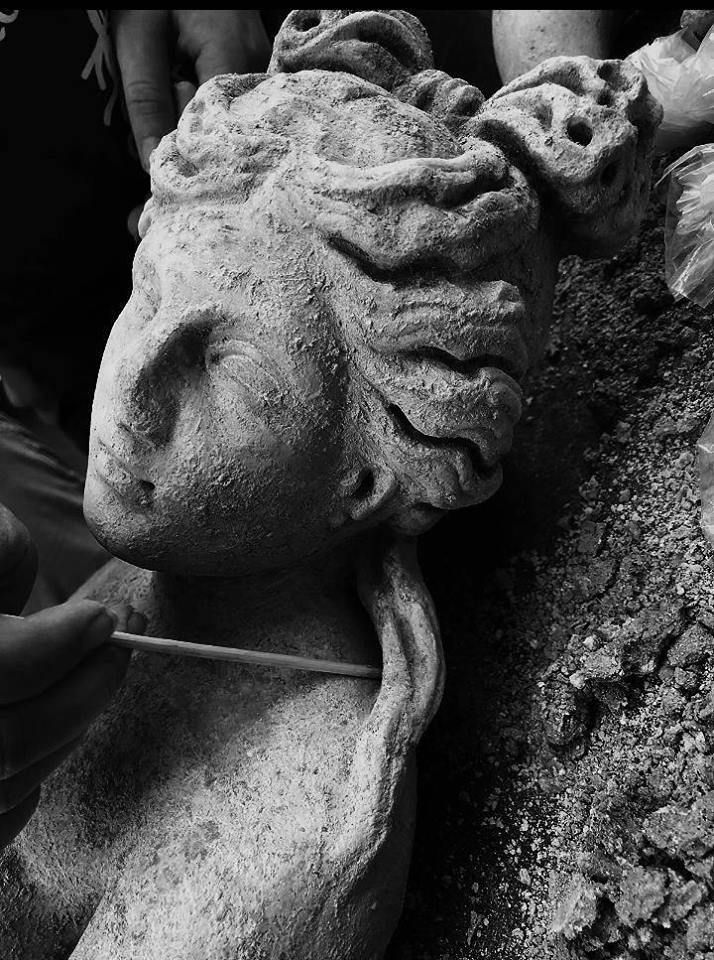 Esculturas femeninas (Diosa Venus y Ninfas): Turismo arqueológico de Villa Romana de Salar Esculturas femeninas (Diosa Venus y Ninfas): Turismo arqueológico de Villa Romana de Salar