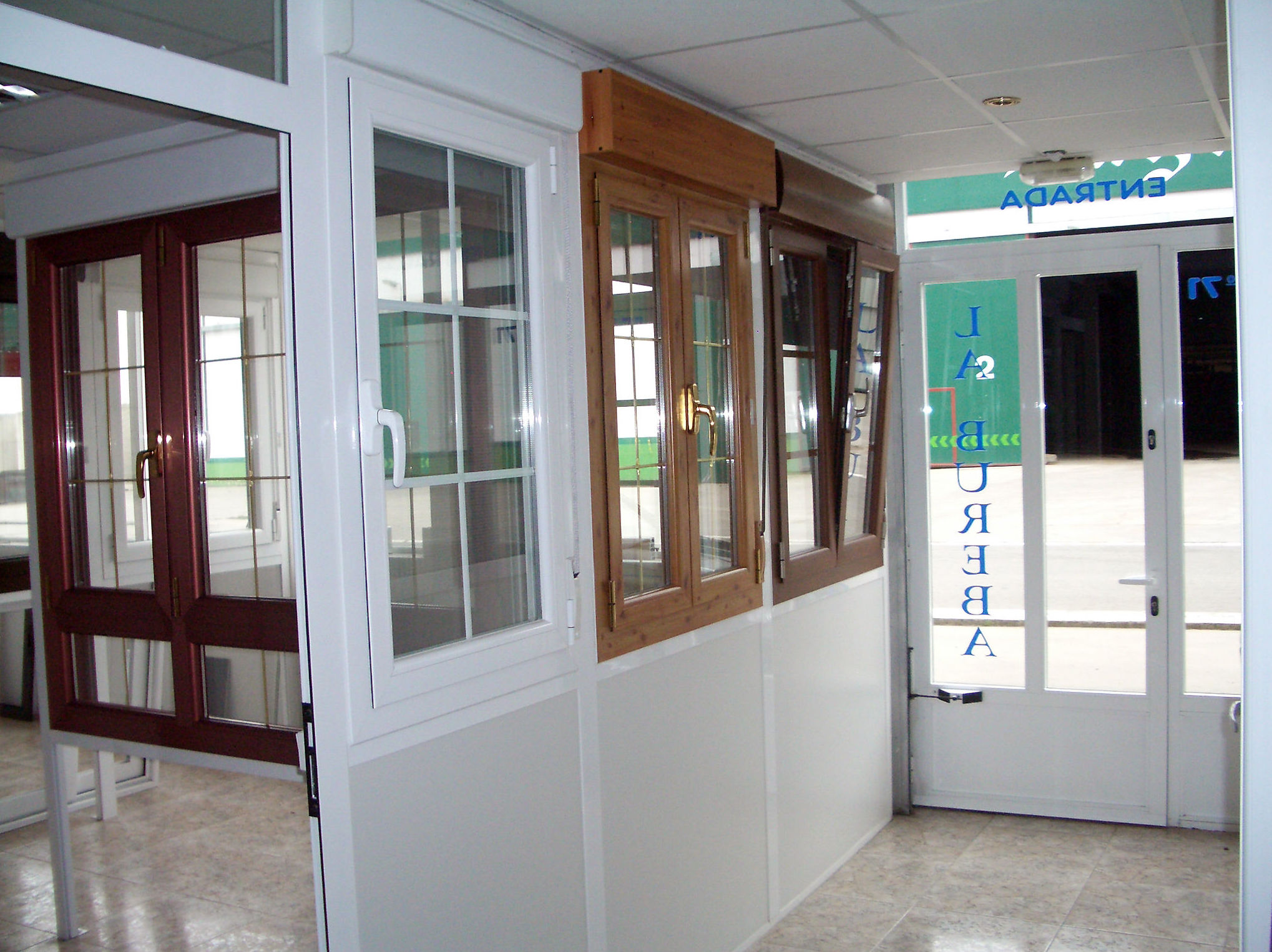 Amplia variedad en ventanas de aluminio y PVC