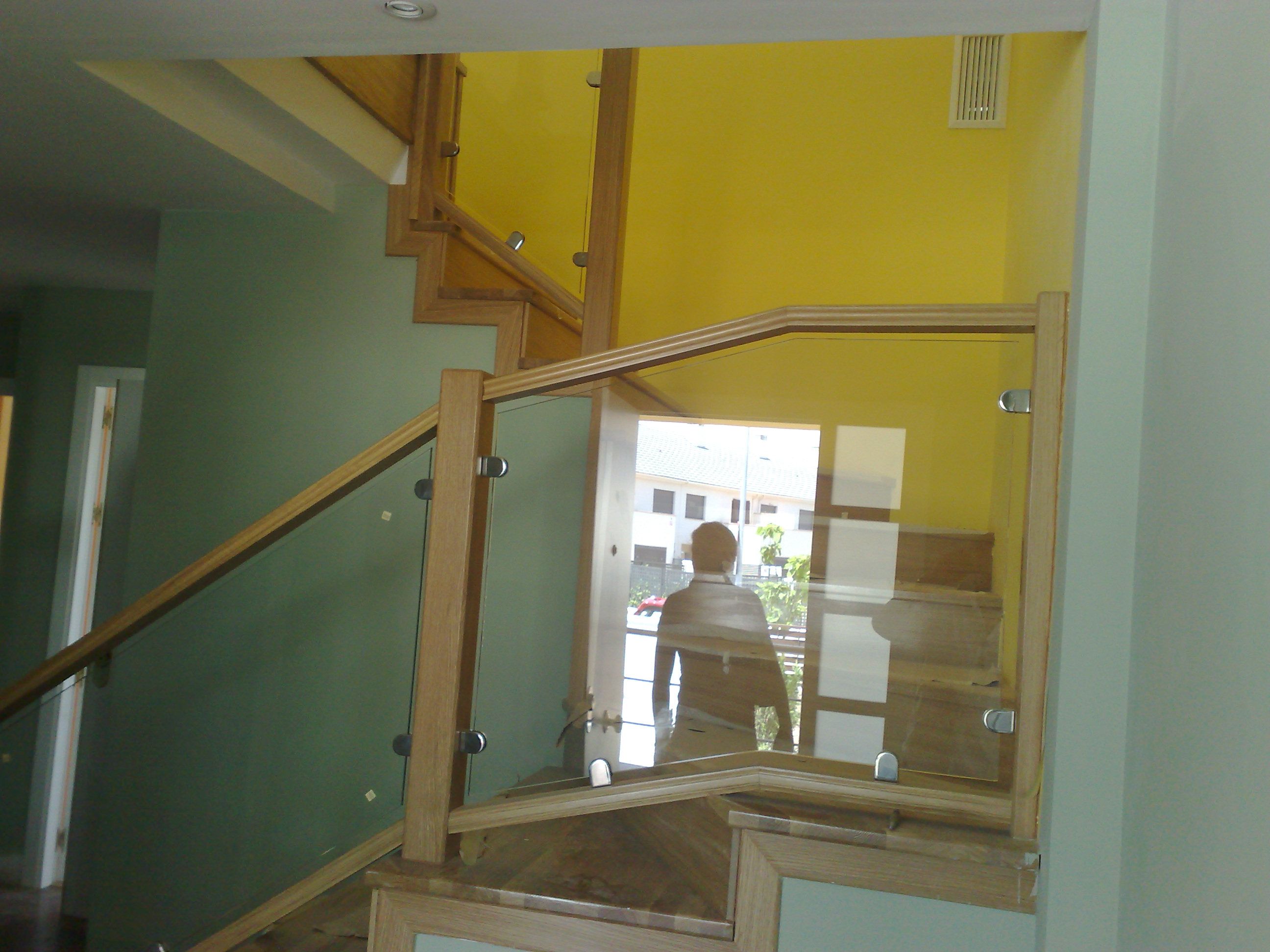 Escaleras y barandillas: Productos de Puertas Gaviota, S.L. Escaleras y barandillas: Productos de Puertas Gaviota, S.L.