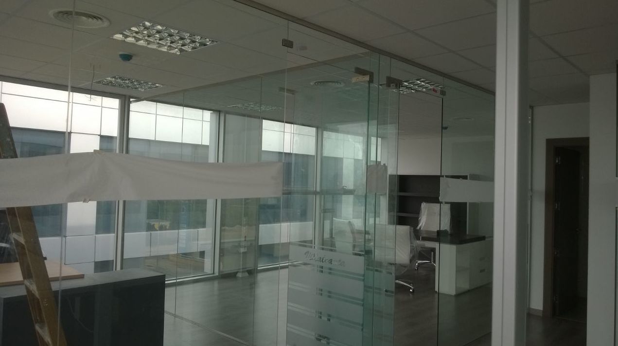 Divisorias de oficina en vidrio