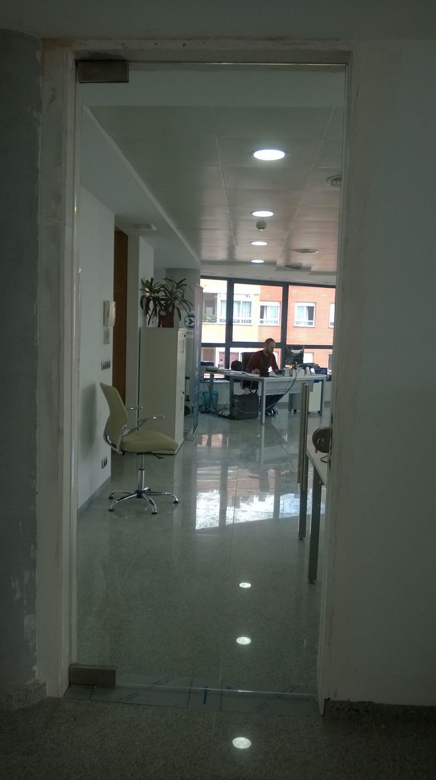 División de oficinas: de LMC Glass División de oficinas: de LMC Glass