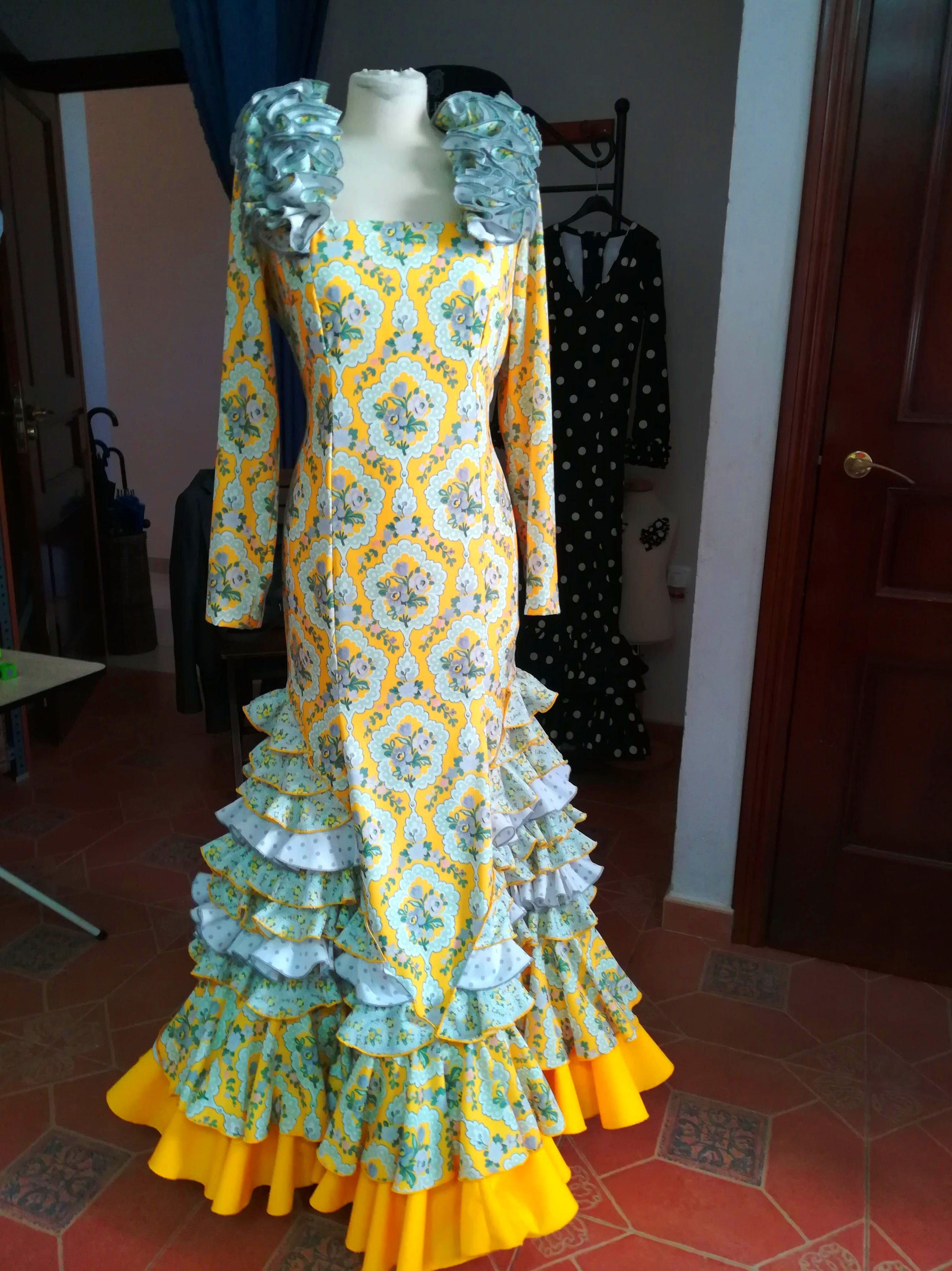 Vestidos de Flamenca: Servicios de El Taller de Ana Vestidos de Flamenca: Servicios de El Taller de Ana