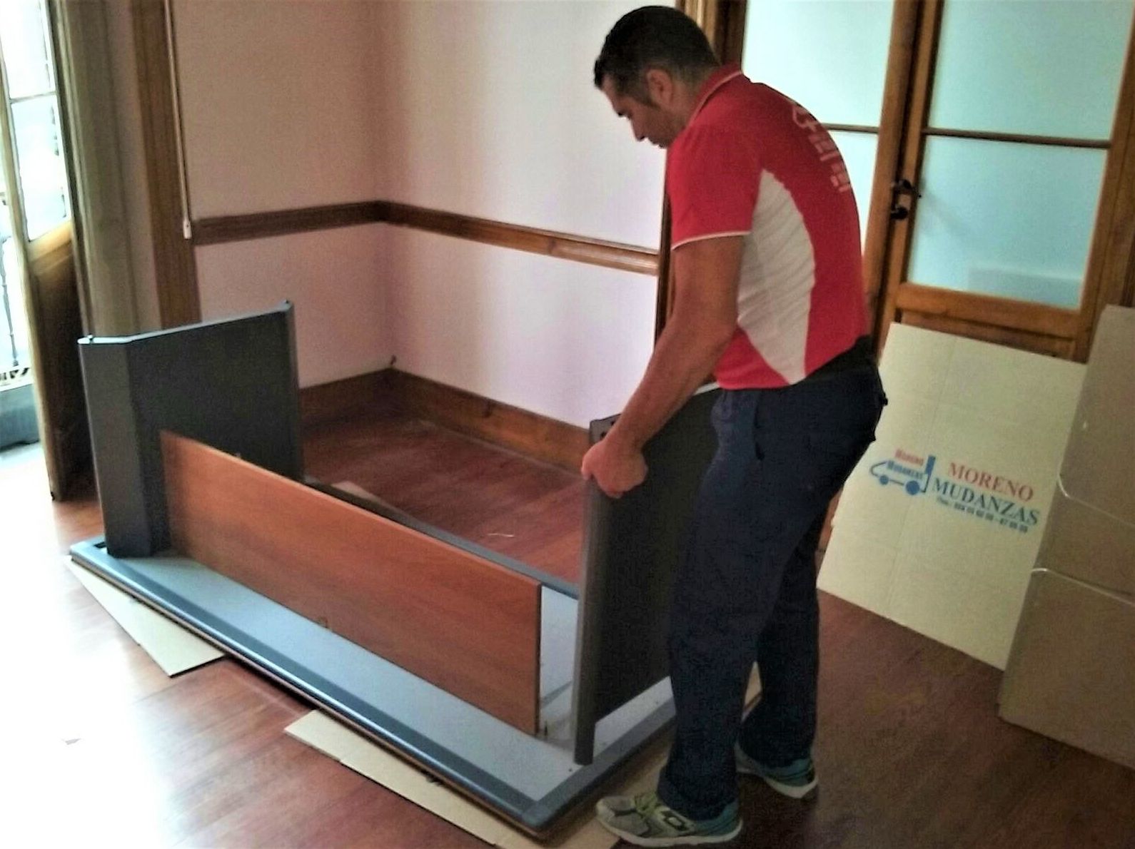 Desmontaje y montaje de muebles: Nuestros servicios de Mudanzas Moreno Desmontaje y montaje de muebles: Nuestros servicios de Mudanzas Moreno