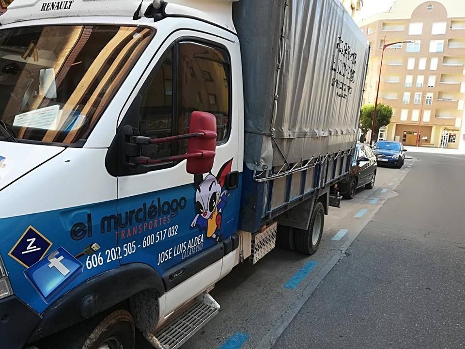 Transporte urgente: Servicios de Transportes el murciélago Transporte urgente: Servicios de Transportes el murciélago